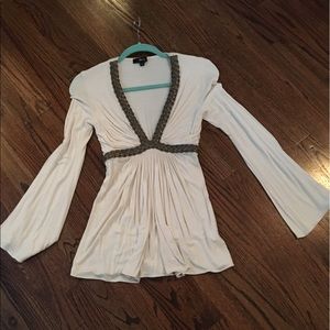 Sky cream and bronze top